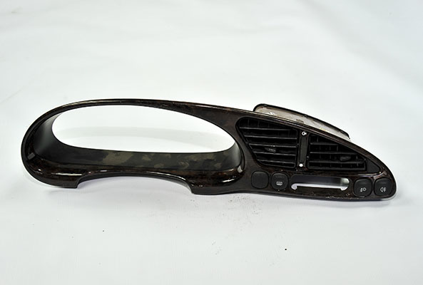 FORD TRANSİT 120 - 120 V ÇIKMA PARÇA GÖSTERGE CERCEVESİ